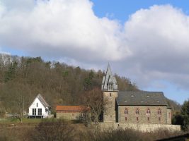 Ihr Immobilienmakler für Weilrod: Rod an der Weil ev. Kirche