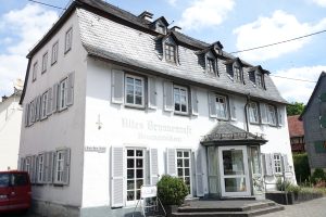 Ihr Immobilienmakler für Selters (Taunus): Hausansicht im Ortsteil Nieder-Selters