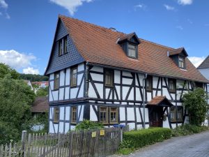Wehrheim-Pfaffenwiesbach denkmalgeschütztes Fachwerkwohnhaus