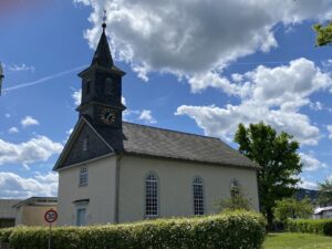 Ihr Immobilienmakler für Neu-Anspach: Kirche in Hausen